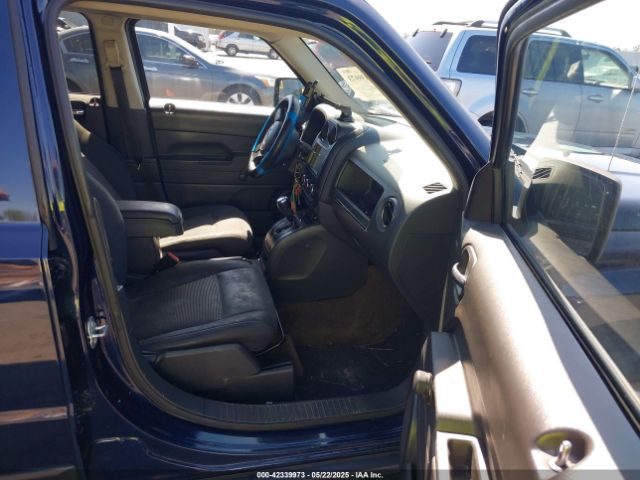 1C4NJPBA3GD678553 Jeep Patriot Sport