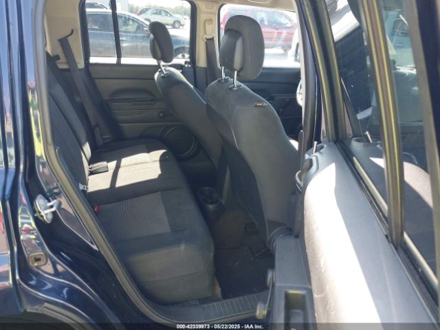 1C4NJPBA3GD678553 Jeep Patriot Sport