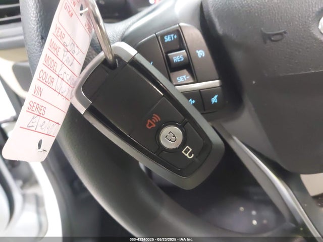 1FMCU9G62NUA68425 Ford ESCAPE SE
