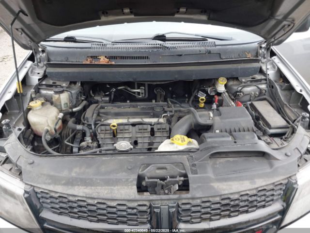 3C4PDCAB8JT229700 Dodge JOURNEY SE