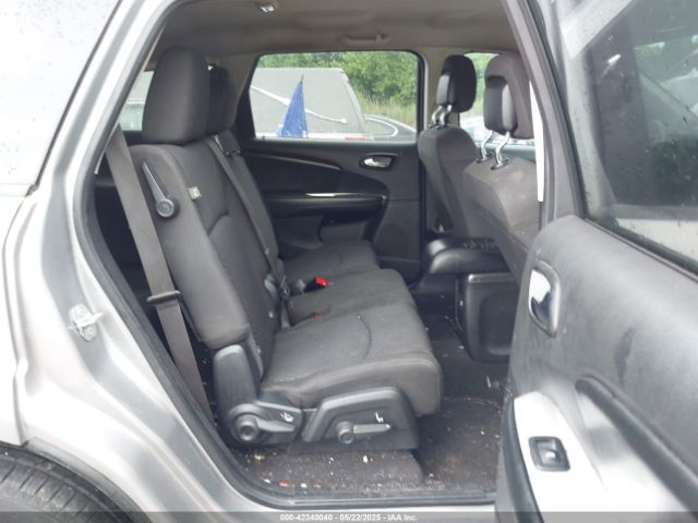 3C4PDCAB8JT229700 Dodge JOURNEY SE