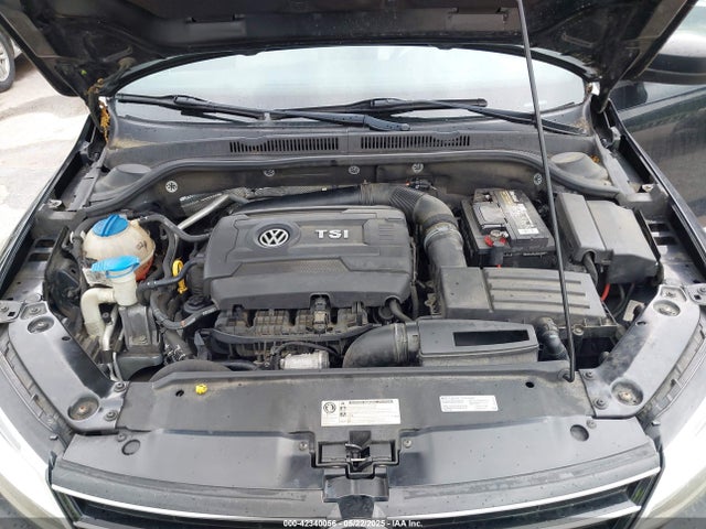 3VWD17AJ5GM244200 Volkswagen Jetta 1.8t Sport
