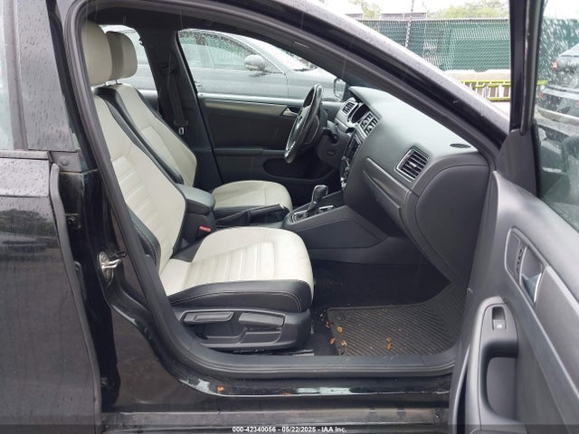 3VWD17AJ5GM244200 Volkswagen Jetta 1.8t Sport