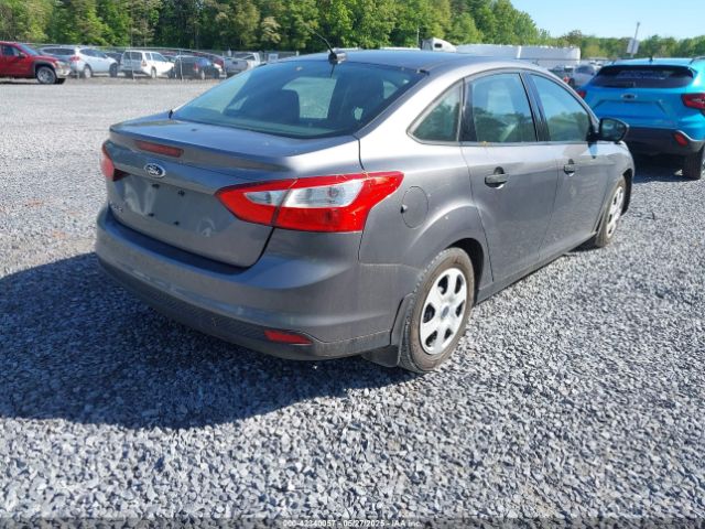1FADP3E23EL211813 Ford FOCUS S