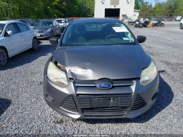 1FADP3E23EL211813 Ford FOCUS S