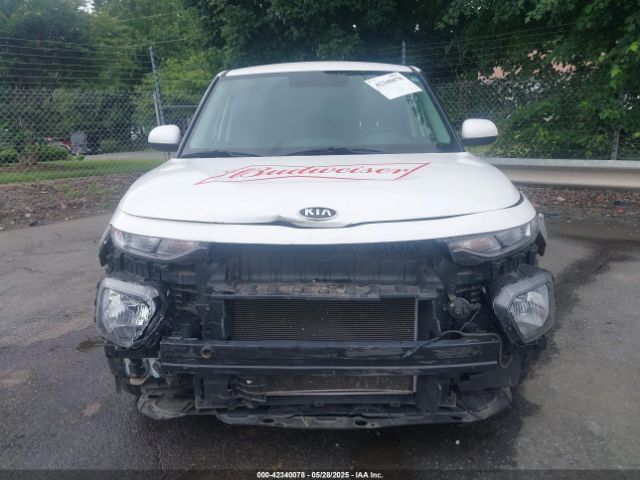 KNDJ23AU7L7713989 KIA SOUL LX