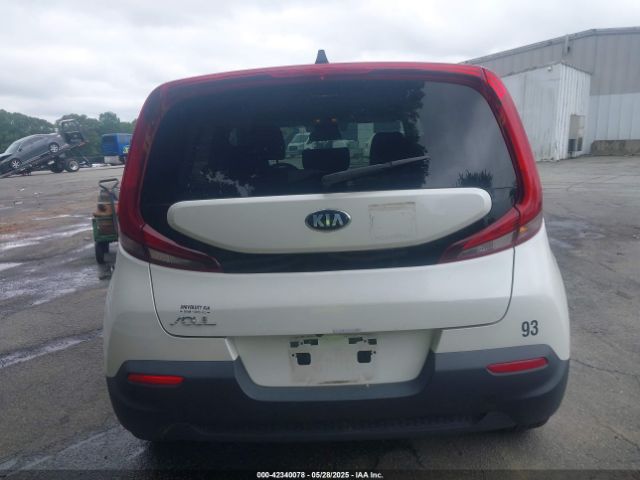 KNDJ23AU7L7713989 KIA SOUL LX