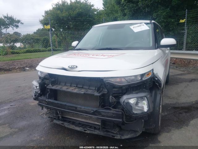 KNDJ23AU7L7713989 KIA SOUL LX