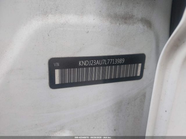 KNDJ23AU7L7713989 KIA SOUL LX