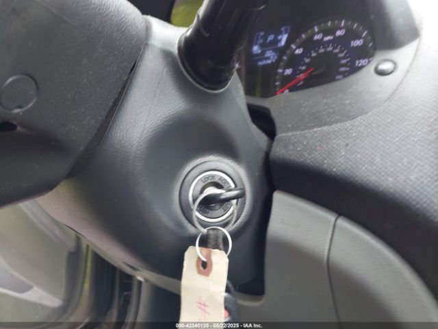 KMHCT4AE0HU385436 Hyundai Accent