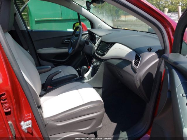 2021 CHEVROLET TRAX KL7CJLSB9MB329555 Photo 4