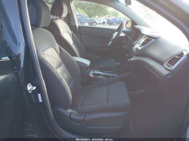 KM8J3CA2XGU051873 Hyundai Tucson Eco