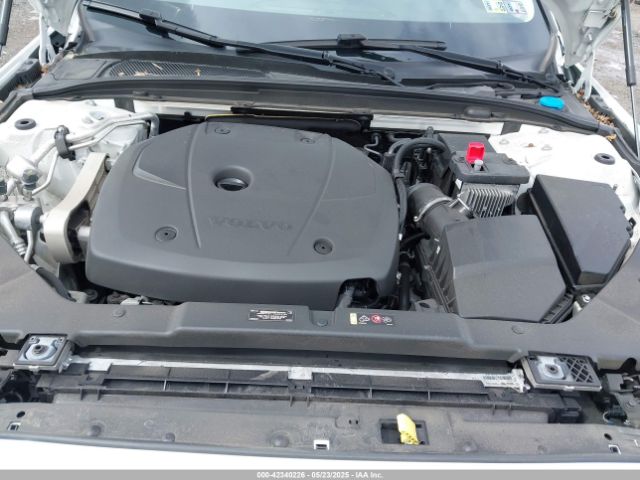 2021 VOLVO S60 7JR102TZ4MG117993 Photo 9