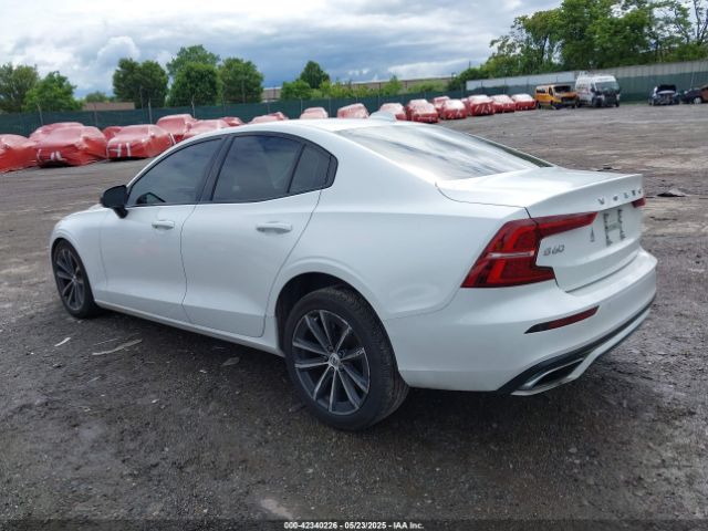 2021 VOLVO S60 7JR102TZ4MG117993 Photo 2