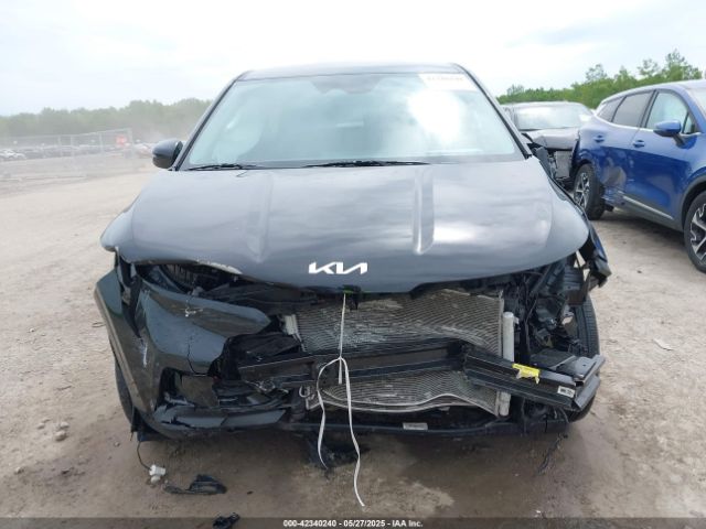 KNDNB4H31R6393295 KIA Carnival Mpv Lx Seat Package