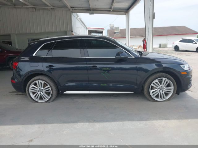 WA1BNAFYXJ2232604 Audi Q5 2.0t Premium/2.0t Tech Premium