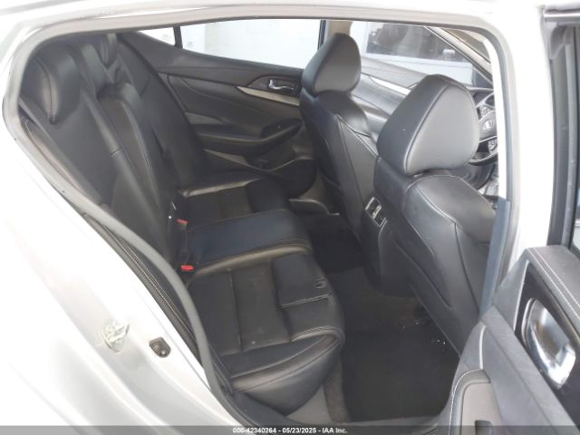 1N4AA6AP2JC385180 Nissan Maxima 3.5 Sv
