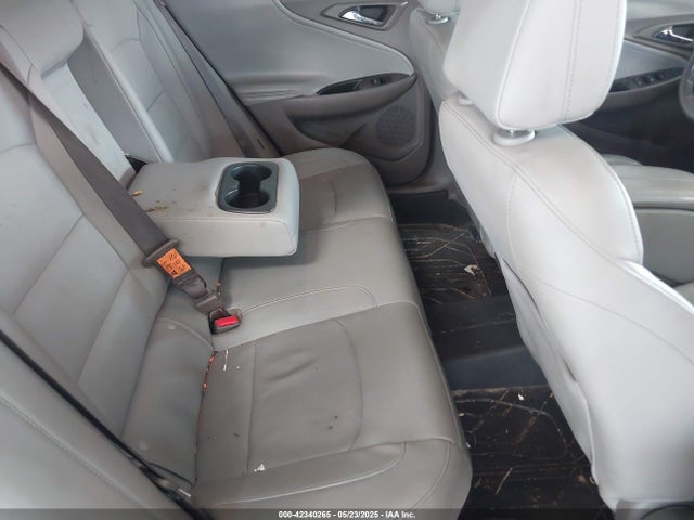 1G1ZD5ST7KF114926 Chevrolet MALIBU LT