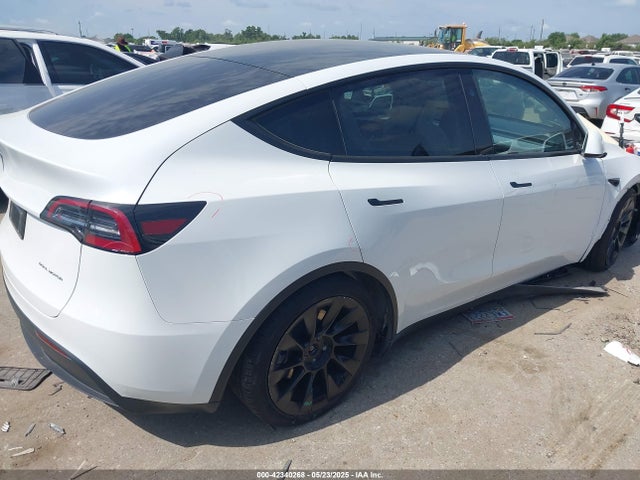 2023 TESLA MODEL Y 7SAYGAEE4PF885925 Photo 3