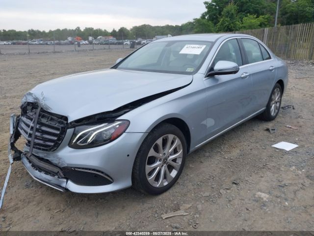 2018 MERCEDES-BENZ E 300 WDDZF4KB3JA385504 Photo 1