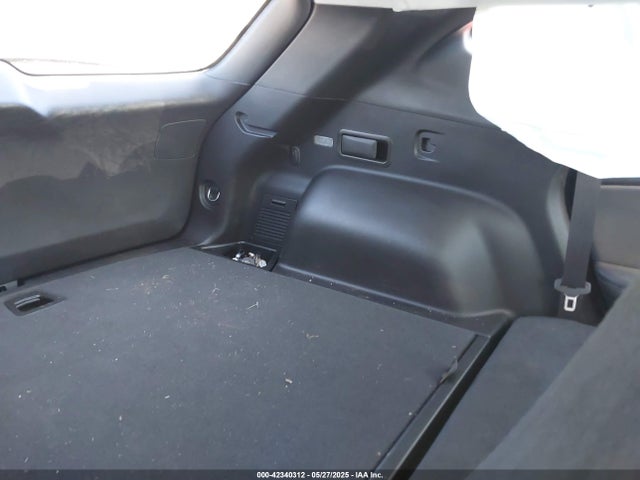 Chevrolet lgx 2020 3GNKBJRS1LS658332 Image 8