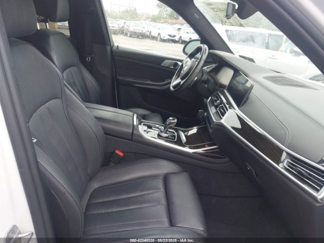 5UXCX6C09L9C83152 BMW X7