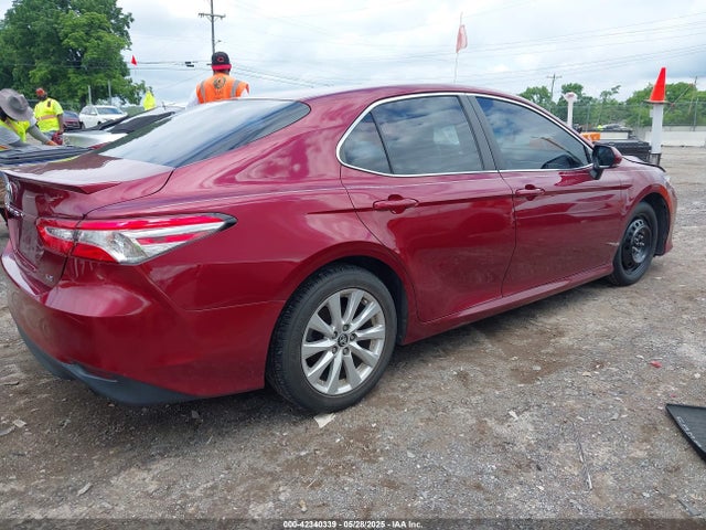 4T1B11HK8JU506408 Toyota CAMRY LE