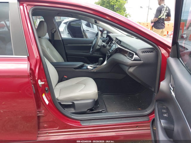 4T1B11HK8JU506408 Toyota CAMRY LE