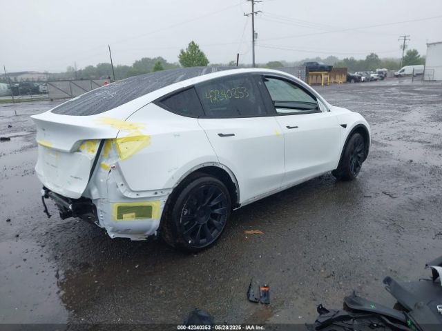 7SAYGDEE3NF524295 Tesla Model Y Long Range Dual Motor All-wheel Drive