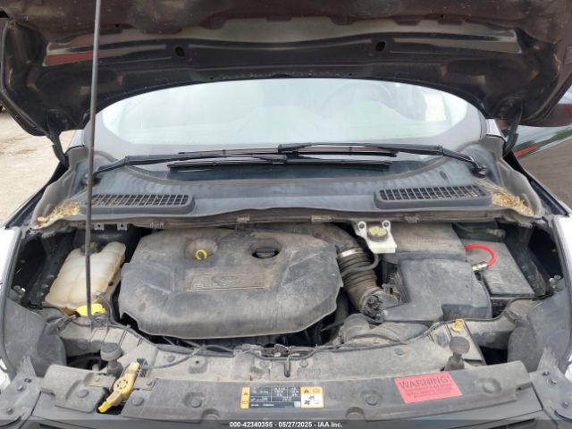 1FMCU9G93FUB46447 Ford Escape