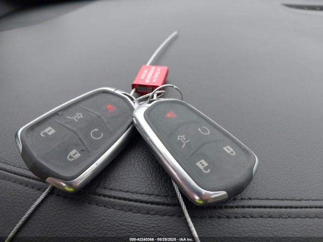 2017 CADILLAC XT5 1GYKNARS1HZ110206 Photo 10