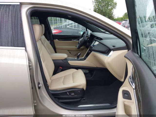 2017 CADILLAC XT5 1GYKNARS1HZ110206 Photo 4