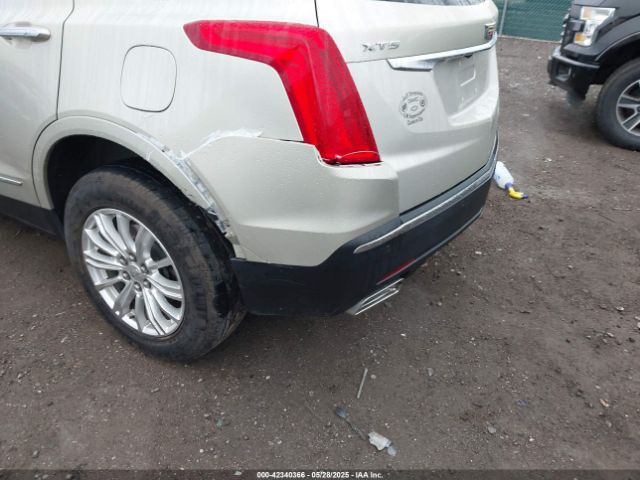 2017 CADILLAC XT5 1GYKNARS1HZ110206 Photo 5