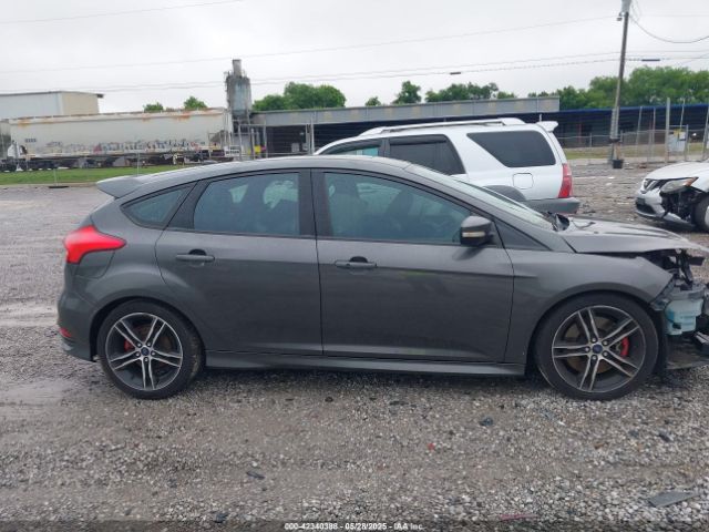 1FADP3L94GL250543 Ford FOCUS ST