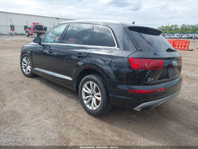 2018 AUDI Q7 WA1LHAF72JD030640 Photo 2