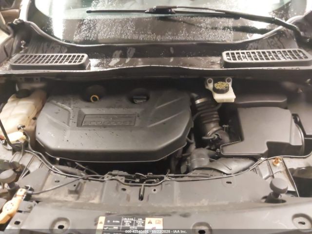 1FMCU9J97EUA80749 Ford Escape Titanium