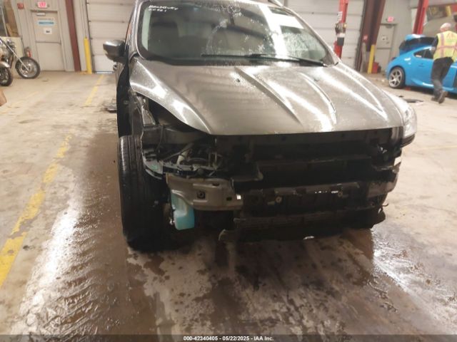 1FMCU9J97EUA80749 Ford Escape Titanium