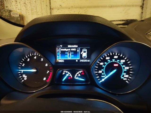 1FMCU9J97EUA80749 Ford Escape Titanium