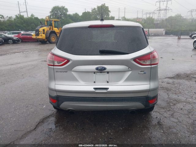 1FMCU9G95GUC64436 Ford ESCAPE SE
