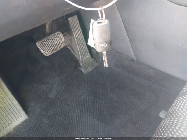 KNDPM3AC9H7176335 KIA Sportage Lx