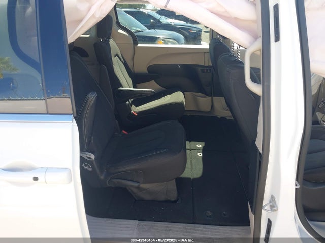 2024 CHRYSLER VOYAGER 2C4RC1CG4RR141427 Photo 7