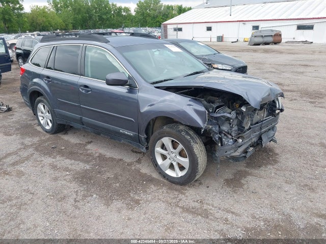 Subaru 2.5na u6 2014 4S4BRCCC1E3234185 zdjęcie główne