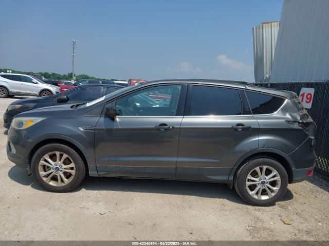 1FMCU0G91HUB31069 Ford ESCAPE SE