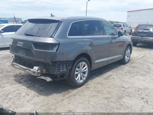 2019 AUDI Q7 WA1LAAF78KD012598 Photo 3