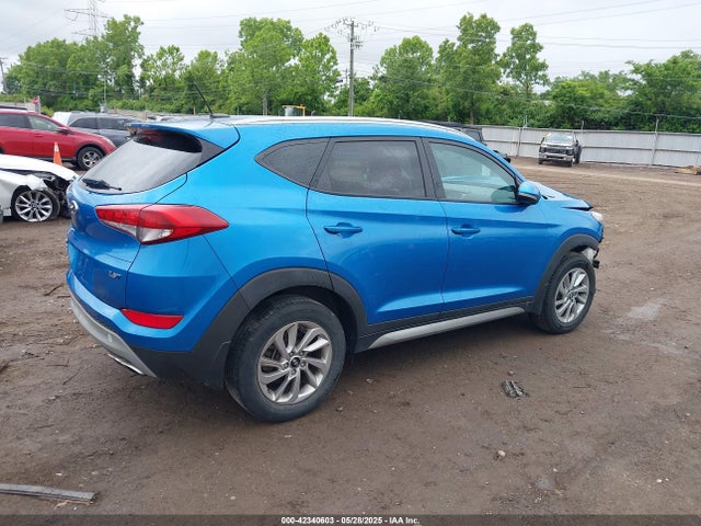 KM8J33A23HU319048 Hyundai Tucson Eco