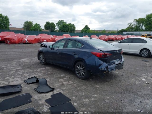 2018 MAZDA MAZDA3 3MZBN1V30JM179364 Photo 2