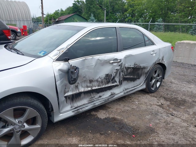 4T1BF1FK9EU753480 Toyota CAMRY SE