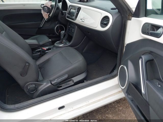 2014 VOLKSWAGEN BEETLE 3VWJL7AT1EM621584 Photo 4