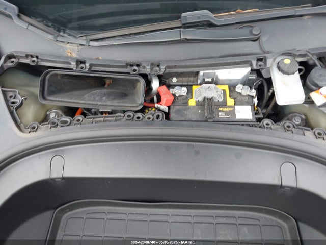 5YJ3E1EBXKF393900 Tesla 2019