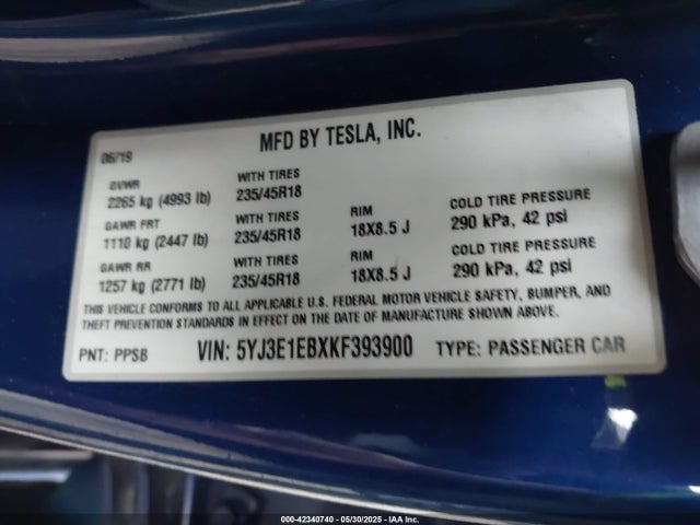 5YJ3E1EBXKF393900 Tesla 2019
